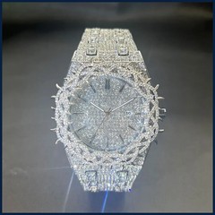 Cool Black Watch For Men Luxury Thorn Crown Quartz Watches Fashion.