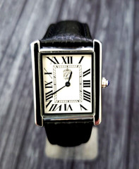 RARE NOS Seiko Men Tank Rectangular Blue Dial Black Leather band Dress Watch