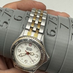 Wenger Swiss Military Watch 28mm Women’s 79095 Mineral Crystal Needs Battery