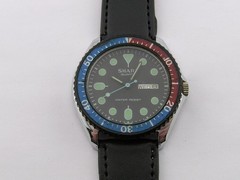 Vintage Sharp Batman Diver Style Watch Day/Date Quartz Working 1970’s