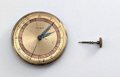 Vintage ONSA 17 Jewels Swiss Manual Wind Men’s 27mm Watch Movement PARTS REPAIR