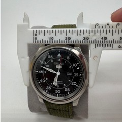 Seiko 5 Automatic SNK805 Green Dial Military Field Watch 7S26-02J0 21 Jewels