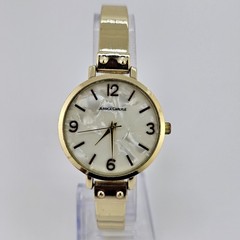 Jessica Carlyle Women’s Analog Watch 34MM MOP Dial Gold Bands 7″ New Battery