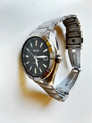 SEIKO 4R35-00D0 Automatic Mens Watch 40mm Black Dial Date 10 Bar WR Metal