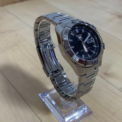 SEIKO 5 SPORTS Automatic Men’s Wristwatch Black Dial 100m Water Resistant Wrist