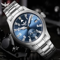 Yelang Men Quartz Pilot Watch Luminous Small Seconds Dial Japan Movement WR100M