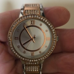 Women’s Quartz Analog Two-Tone Metal Bracelet Watch Roman Dial Gem-Set Bezel