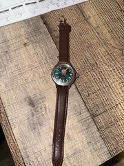 Analog Wristwatch Green Dial Date Seconds, Brown Leather Strap Silver Round