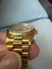 Rolex Day-Date 18038 18K Yellow Gold President Bracelet – Diamond Champagne Dial