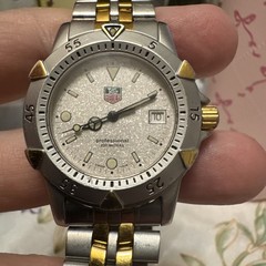 TAG Heuer Professional 200 meters swiss quartz mens watch