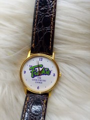 VINTAGE 1980’S R.W. FROOKIE THE GOOD FOR YOU COOKIE GOLD TONE WATCH~UNTESTED