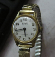 Vintage BCW women’s Watch manual winding Goldtone Edelstahl Boden 17 jewel