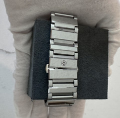 Authentic Pre-owned Movado Valor /Swiss Quartz Watch – Ref. 89.C6.1871 – No box