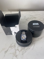 Rare Limited Edition Star Wars Citizen Eco-Drive R2D2 Women’s Watch