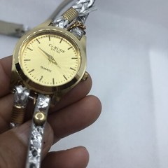 Carude Versatile & Elegant Women’s Multilayered Watch/Bracelet