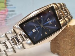 QUARTZ BLUE DIAL 1012-S018811 JAPAN UNISEX ADULTS FULL WORKING ALL ORG.