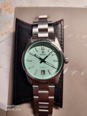 Traska Commuter 36 Mint Green, Date – Excellent Condition with Case, No Papers