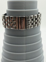 Citizen Eco-Drive WR100 100m Silver Dial Date Stainless Steel Bracelet Watch