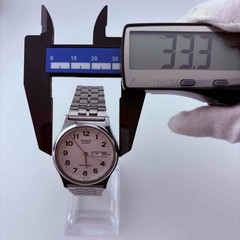 CASIO MQ-514 Quartz day date Analog White dial crystal scratched 33.3mm