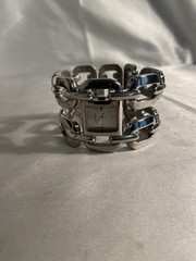 Woman’s guest watch heavy metal polished stainless steel band W14523L1