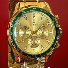 Montres Prestige Invicta, 44mm, WR 30m, 8.5”, New/Box/3yr Warranty Gold/Green