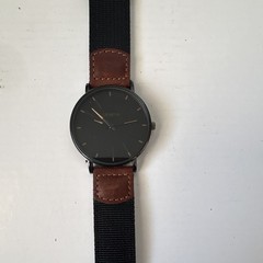 Geneva Quartz Analog Wristwatch Black Dial Black Metal Case Nylon Strap 12-Hr
