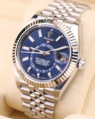 Rolex Sky Dweller Blue Dial Jubilee Bracelet Fluted Bezel 326934 Full Set