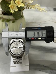 Seiko 5 Automatic Men’s Silver Dial 7009 Stainless Steel Day/Date Japan Watch