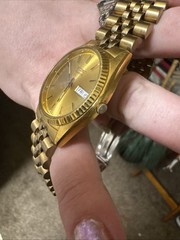 Seiko Men’s Quartz Gold Tone Day/Date 25mm Water Resistant Bracelet