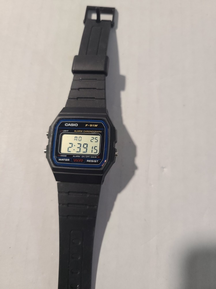 Casio F91W-1 Digital Watch With Battery Blue Black Microlight Classic