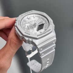 Casio G-Shock GA-2100FF-8A Silver Metallic CasiOak Analog Digital 200M WR Origin