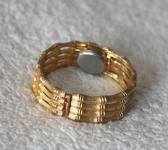 Vintage VANTAGE Hidden Watch Bracelet Women’s Gold Tone Hinged Bangle 70s 80s