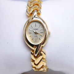 Women’s St Marin Goldtone Analog Wheat Chain 6.25″ Bracelet Band Watch Vintage
