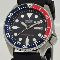 Seiko SKX009 7S26-0020 Pepsi Diver 200m Automatic Men’s Watch Japan