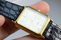 Vintage watch Seiko Spirit 5E31-5B60 Yellow Men Quartz Tank 27mm