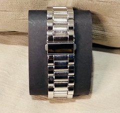 SEAN JOHN Men’s Analog Quartz Dress Watch, Silver Bracelet, White Roman Dial