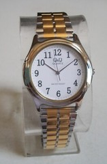 Men’s Number Dial Gold & Silver Finish Q&Q Dressy Casual Fashion Wrist Watch