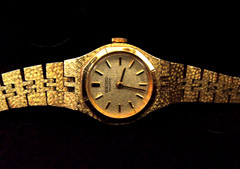 SEIKO 8 JEWELS QUARTZ WOMEN’S WATCH 18mm CASE 2320-2880R NEW BATTERY WORKS GREAT