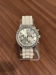Geneva Women’s Off-White & Silver Wristwatch w/ Adjustable Buckle Silicon Band
