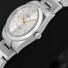 Rolex Oyster Perpetual 124200 Silver Oyster Bracelet with Silver Bezel