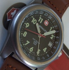 RARE Men WENGER Swiss Army SAK Design DUAL TIME GMT TRAIL TITANIUM~NEW Strap~EUC