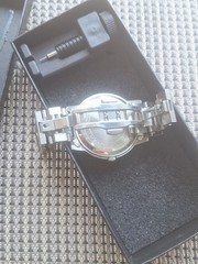 EUTOUR Stainless Steel Magnetic Ball Watch Timepiece New Open Box