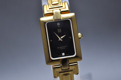 [Exc+5 w/Box ] Givenchy Millesime Black Daial Quartz Women’s Watch JAPAN