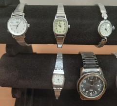 Lot of 10 Vintage Timex Wristwatches mix of men and women styles Untested