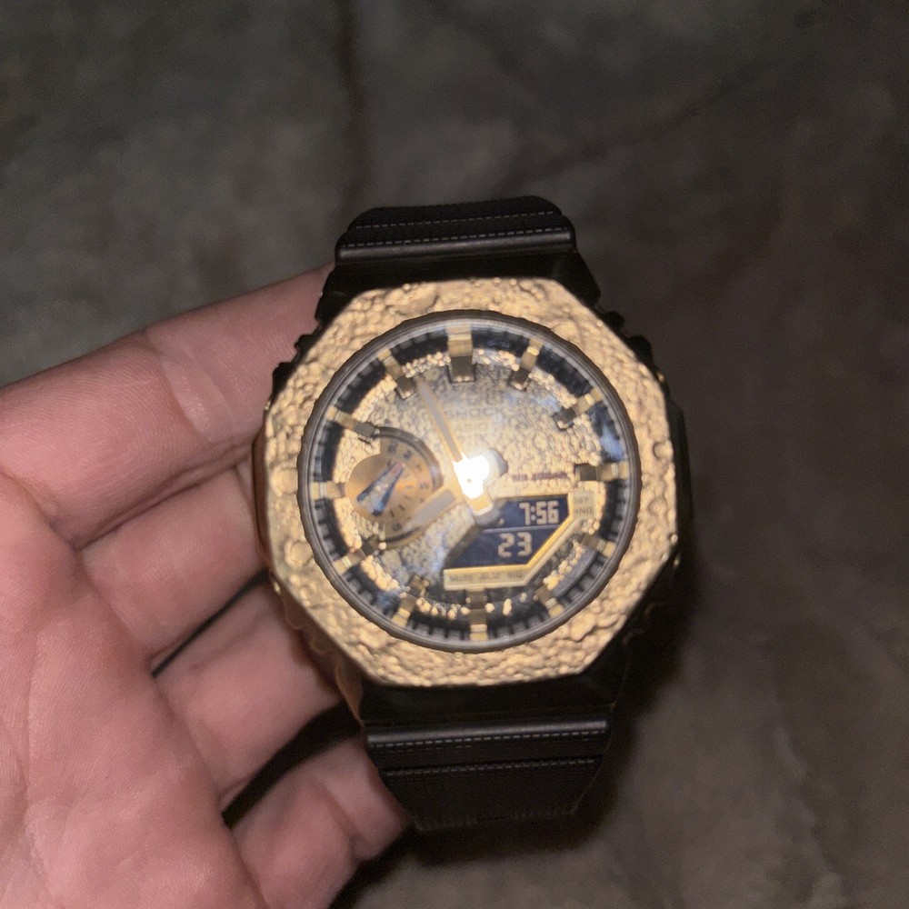 Casio G-Shock GM-2100MG-1A Moon Gold