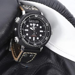 Seiko Prospex SNJ028P1 Diver Solar Arnie Digital Analog Dial Limited Edition