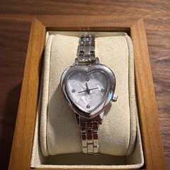 Women’s Sliver Stainless Steel Heart Dial White Face Watch Needs New Battery