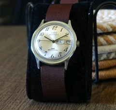 VINTAGE 1979 TIMEX VISCOUNT AUTOMATIC MENS WATCH RUNNING 37719 10979