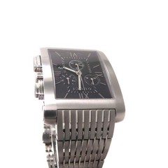 GUCCI G-Metro 8600M Chronograph Black Dial Rectangular Classic Design Watch
