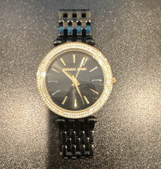 Michael Kors Darci Women’s Watch Black Dial Gold Tone Bezel Black Bracelet